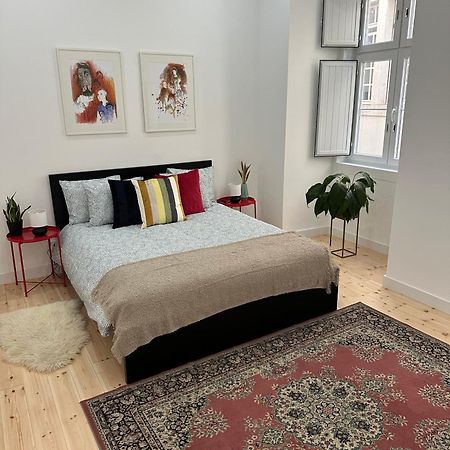 Modern Bedroom In Lisbon Lisboa Exterior foto